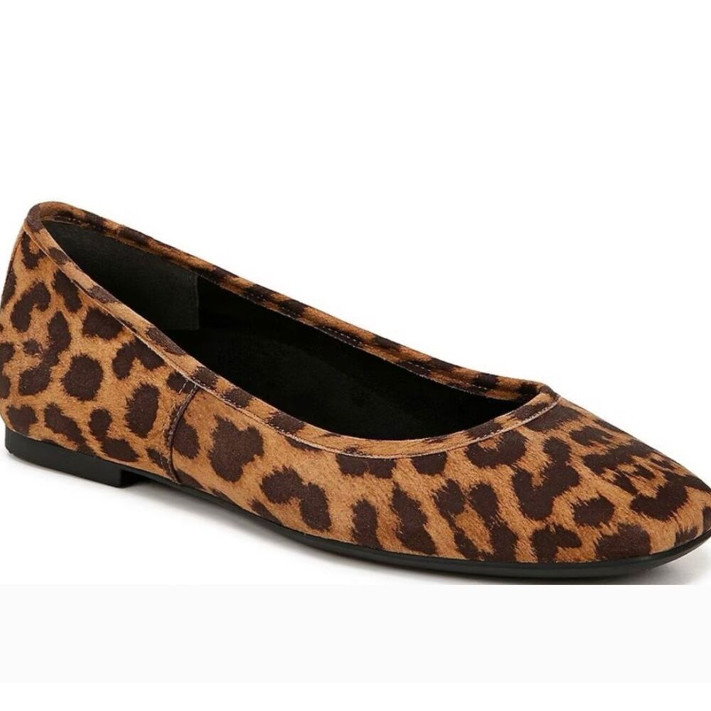 Vionic Brown Leopard Print Women Comfort Flats  7.5Orthotic Support Slip On Shoe